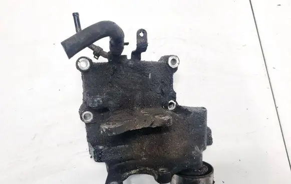 Hyundai Santa Fe Engine mounting bracket
