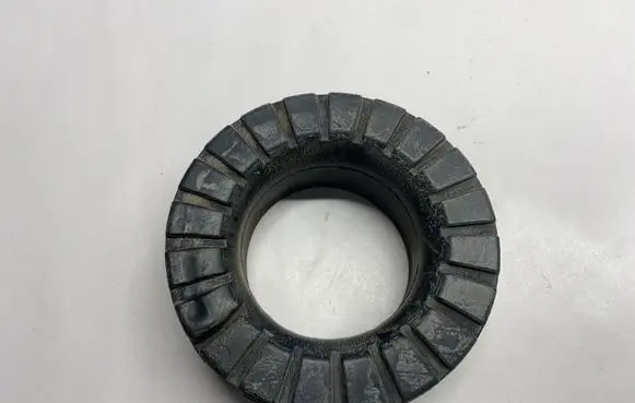 Ford Mustang VI Rear coil spring rubber mount DG9C5599AXC
