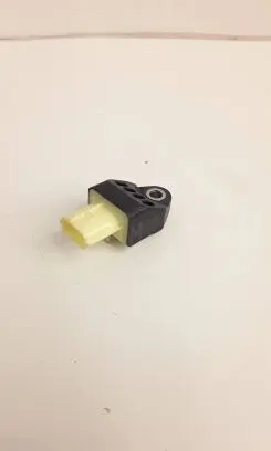 Toyota RAV 4 (XA30) Airbag deployment crash/impact sensor 89831