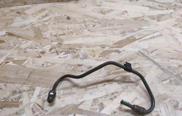 Jaguar XK8 - XKR Brake booster pipe/hose 