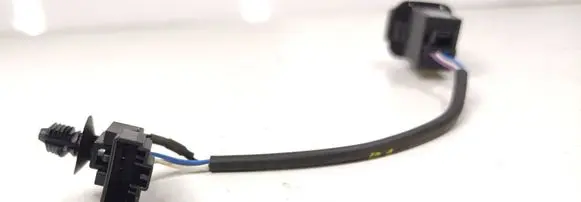 Audi A6 C7 AUX in-socket connector 4G0035474A 20080513 AU8992