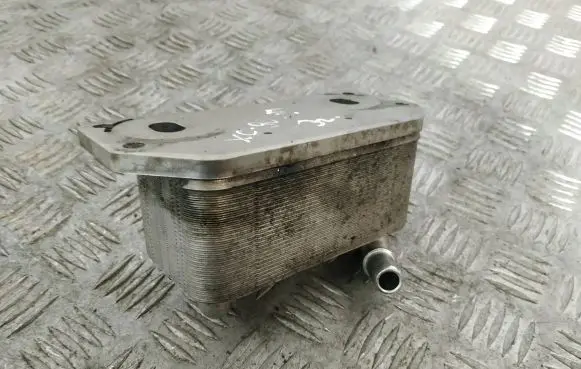 Engine oil radiator