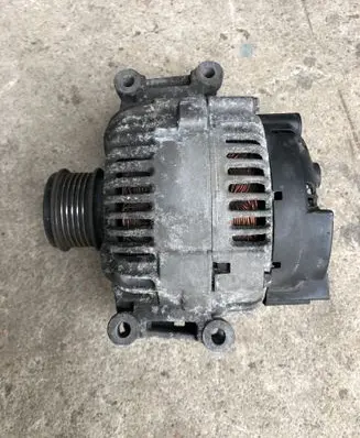 Audi A6 S6 C6 4F Generator/alternator 06E903016D 2543315A