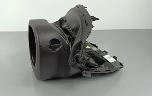 Jeep Cherokee Steering wheel column trim
