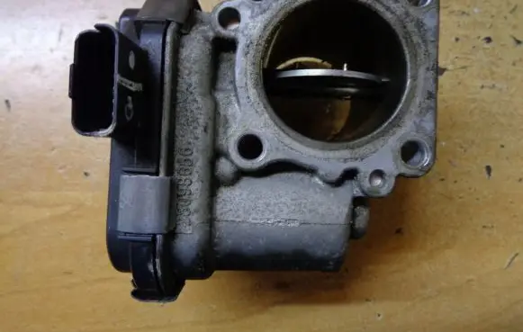 Ford Grand C-MAX Throttle valve 9673534480