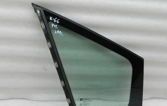 Opel Meriva B Front door vent window glass four-door 13270975