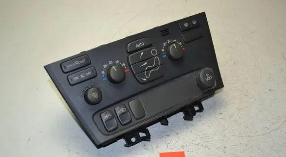 Volvo S60 Climate control unit 8682930 M6333100016