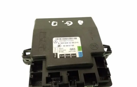 Mercedes-Benz B W245 Door control unit/module 1698203285