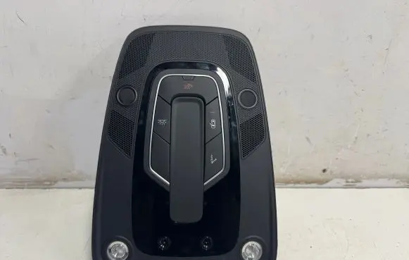 Audi Q7 4M Front seat light 4M0947135