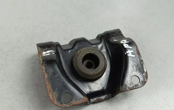 Subaru XV Radiator support slam panel bracket 