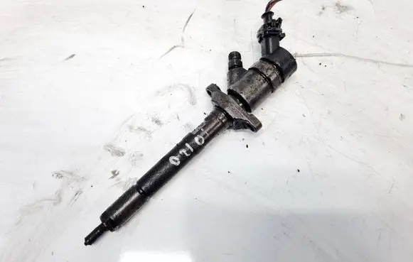 Fuel injector