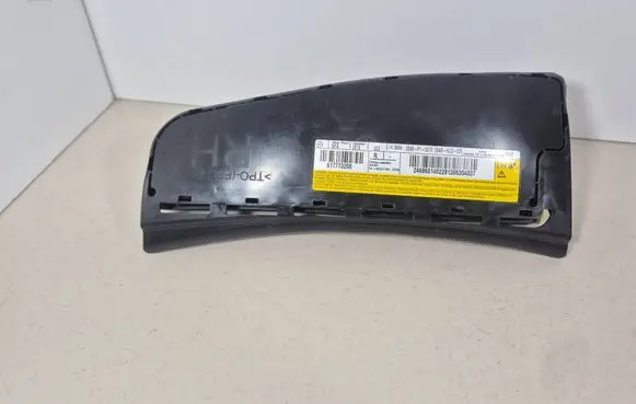 Mercedes-Benz B W246 W242 Seat airbag 2468601402