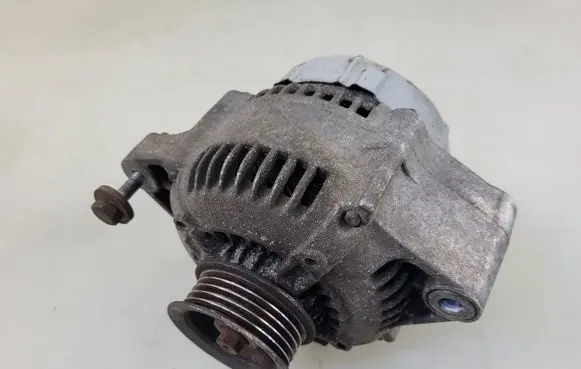 Toyota Camry Generator/alternator 2706063020