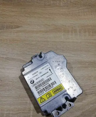 BMW 1 E81 E87 Airbag control unit/module 9184432 0285010070