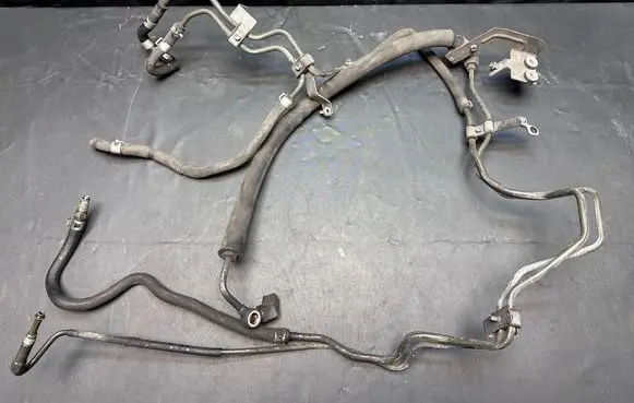 Infiniti FX Power steering hose/pipe/line 6853673457341 LHD