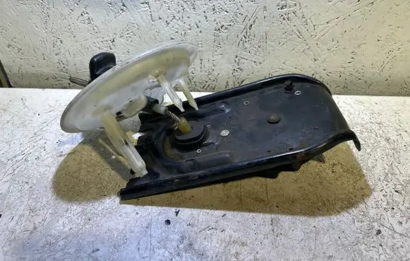 Dodge Durango Spare wheel mounting bracket 68145504AD
