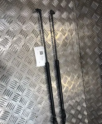Subaru Legacy Tailgate/trunk strut/damper 91357 91358