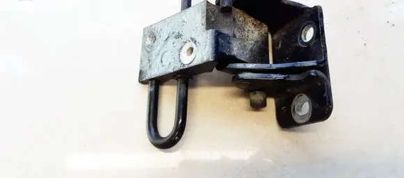 Audi A4 S4 B7 8E 8H Rear door lower hinge 8E0833411E