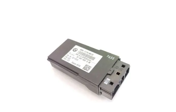 BMW 3 F30 F35 F31 Seat heating relay 9216468 03113515