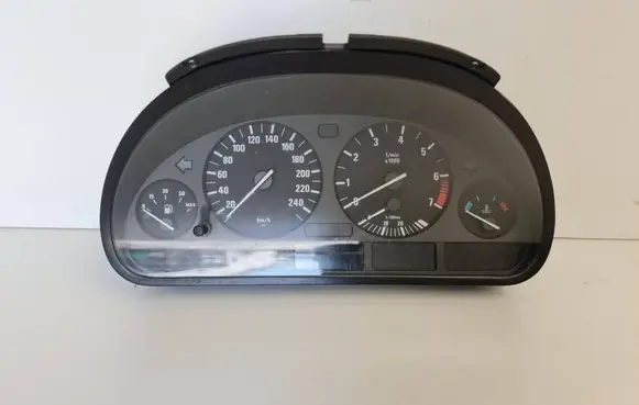 BMW 5 E39 Speedometer (instrument cluster) 88311228