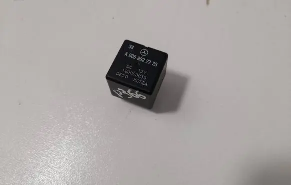 Mercedes-Benz C W205 Other relay A0009822723