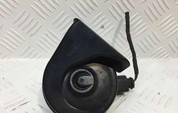 Volkswagen PASSAT B6 Horn signal 3C0951221E