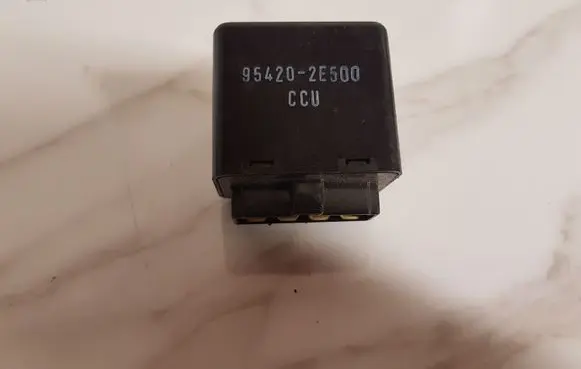 Hyundai Tucson LM Window wiper relay 954202E500