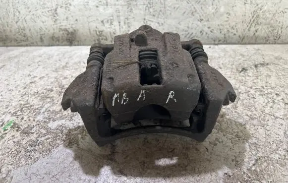 Mercedes-Benz A W169 Front brake caliper
