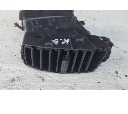 Dashboard side air vent grill/cover trim