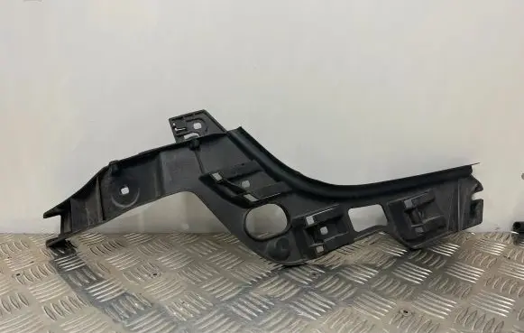 Volkswagen Eos Rear bumper mounting bracket 1Q0807394