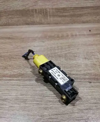 Volkswagen Sharan Airbag deployment crash/impact sensor 8E0959643A