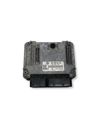 Volkswagen Touran I Engine control unit/module 03G906021GB 1039S13142 03G906021GG