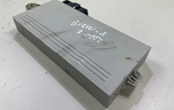 BMW 1 E81 E87 Central body control module 6943771 5WK494121BF 2911ACAS2