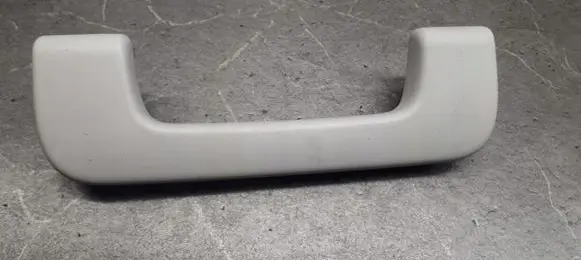 Audi A6 S6 C6 4F Tie down hook / loop 8p0857607m