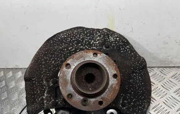 BMW 5 E60 E61 Front wheel hub 6760954