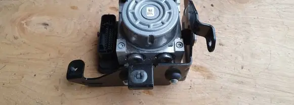 Hyundai Kona I ABS Pump 58900J9900 06210254364