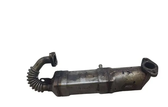 Toyota Auris 150 EGR valve cooler 2560133020 0110611