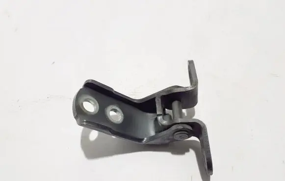 Toyota RAV 4 (XA50) Front door upper hinge 6871012151
