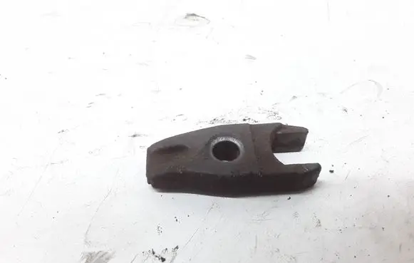 Peugeot 307 Fuel Injector clamp holder