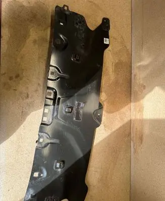 BMW 5 G30 G31 G38 Radiator trim 7435938 G15050 86790001