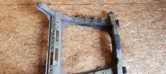 Renault Megane I Front subframe