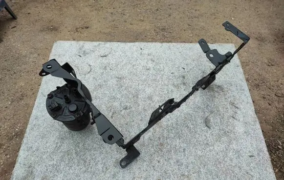 Renault Trafic III (X82) Fuel filter bracket/mount holder 164192090R 93450862 3715