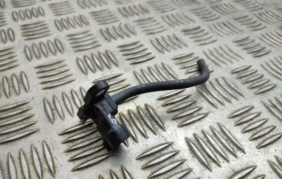 Lexus NX Vacuum valve 8942126030