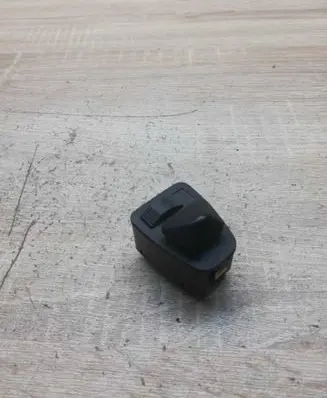 BMW 3 E46 Wing mirror switch 8373692