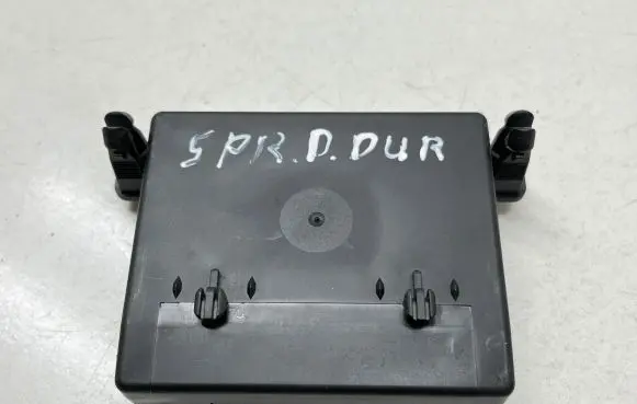 Mercedes-Benz Sprinter W906 Door control unit/module A9069000401