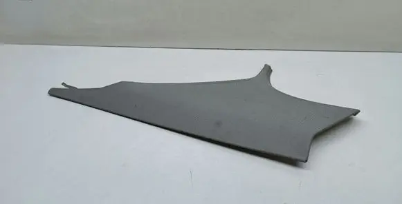 (D)pillar trim (top)