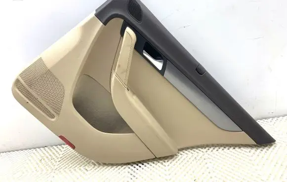 Volkswagen PASSAT B7 Coupe rear side trim panel