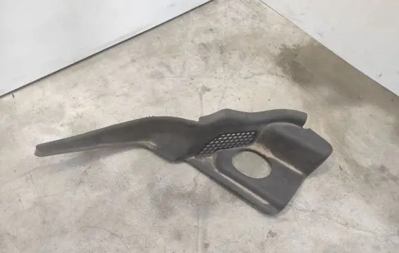 Dodge Durango III Wiper trim 68260207AC