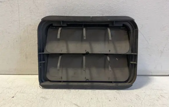 Peugeot Expert Quarter panel pressure vent 9675506980