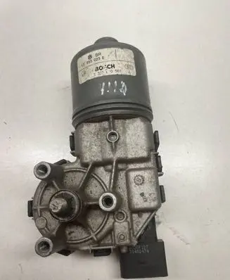 Volkswagen Golf IV Wiper motor 1J1955023E